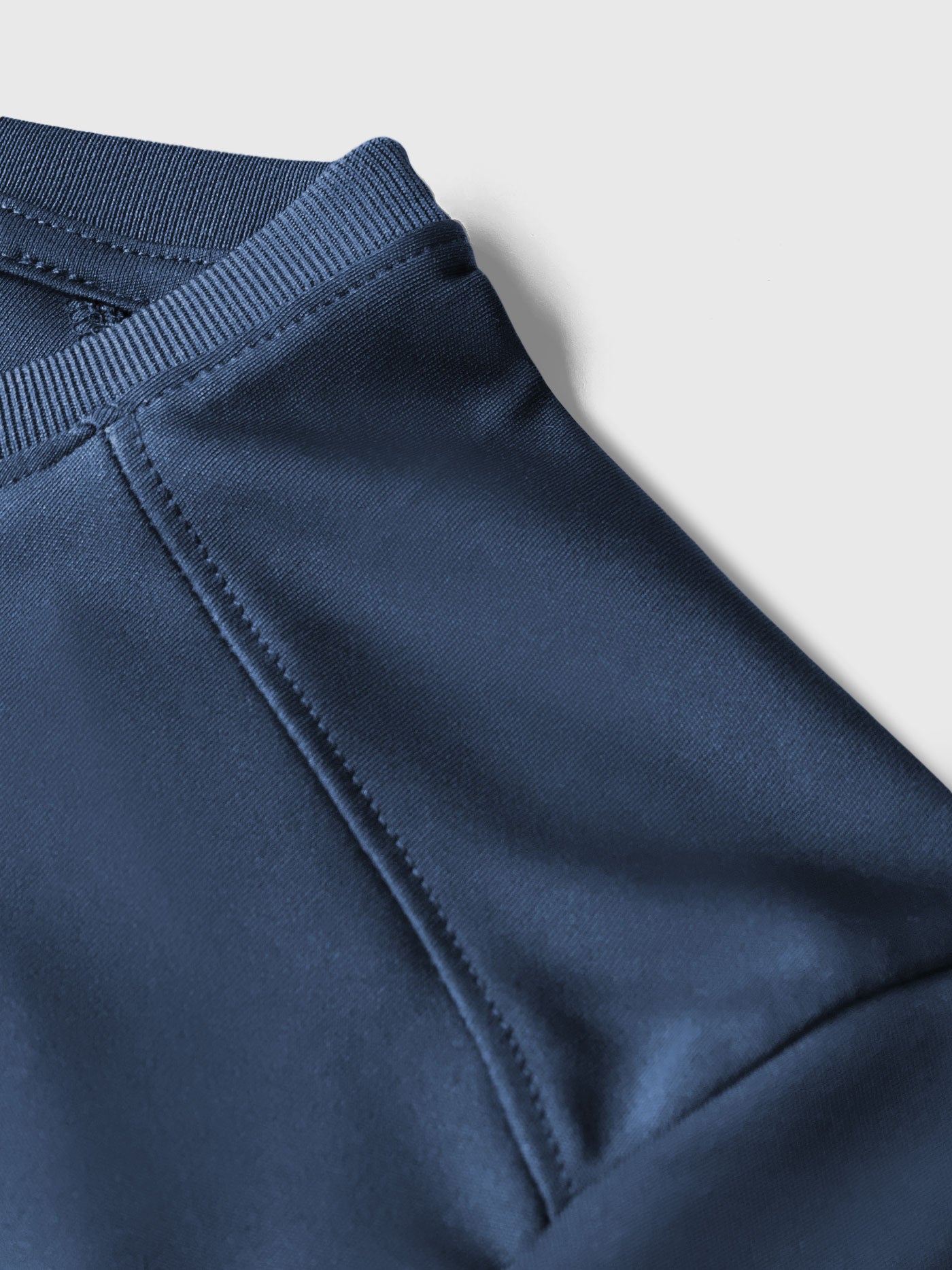 ActiveSeam Round Neck Tee